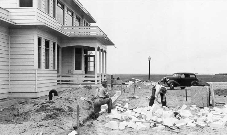 Men in front of terminal A